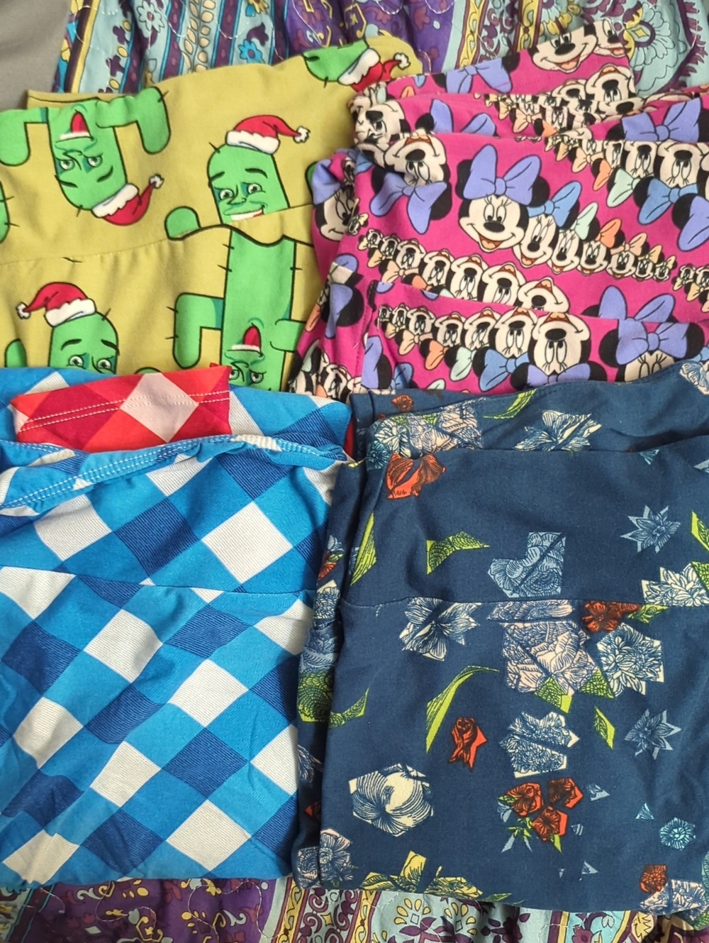 Bundle Of 4 Multi-Pattern Cotton Lularoe Leggings, Including 1 Minnie Leggings